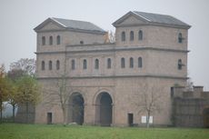 Xanten - Nordtor 1.JPG